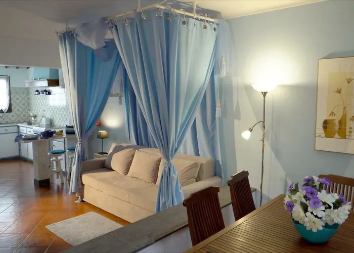 Em Canto De Santa Clara * Ponta Delgada